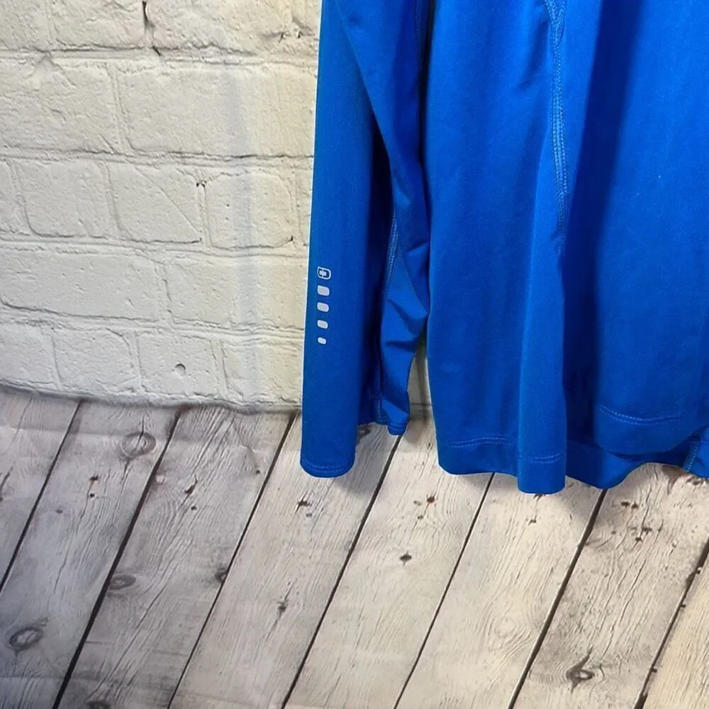 OGIO endurance pullover